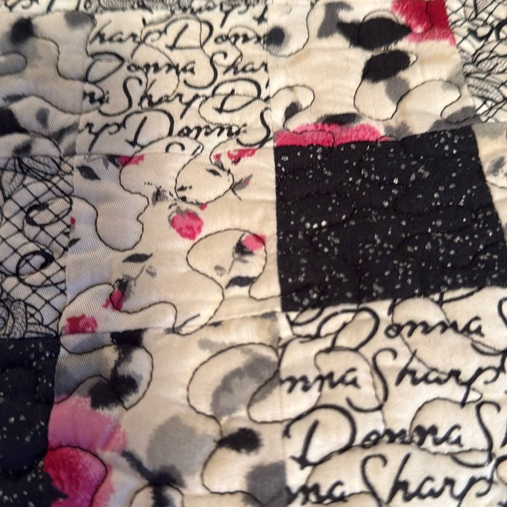 Donna Sharp. Stylish Black, White, Pink Patchwork Shoulder Bag - Picture 10 of 10